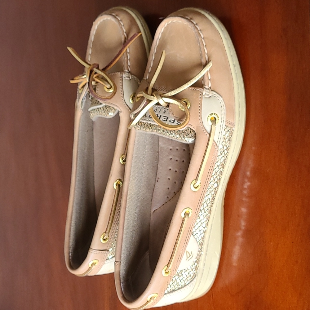 Sperry Topsiders
